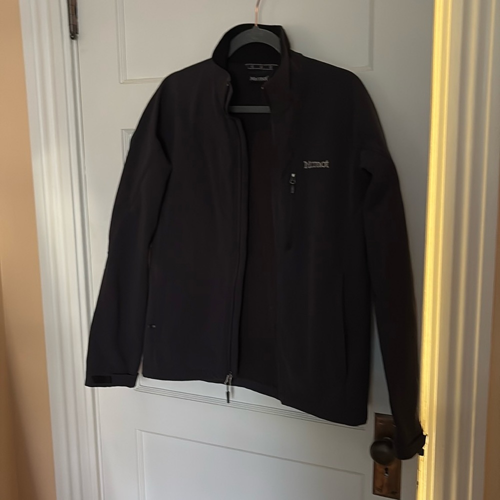 Marmot black rain/windbreaker. Size S. Black